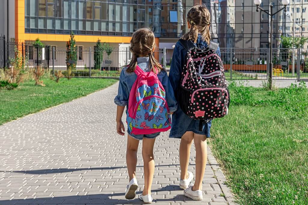 Rengeteg magyar család került a csőd szélére: minden pénzüket elvitte az iskolakezdés